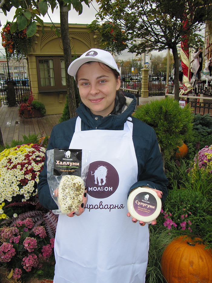 Продукцию сыроварни «Молеон» можно продегустировать на московском фестивале «Золотая осень»